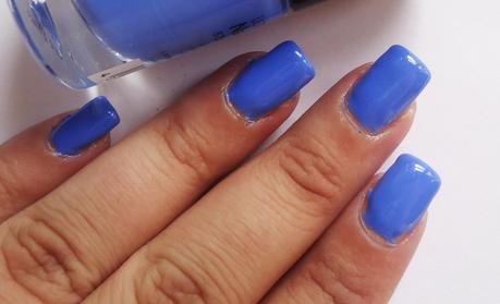 NOTD: Catrice Ultimate Nail Lacquer - 875 It's All I Can Blue