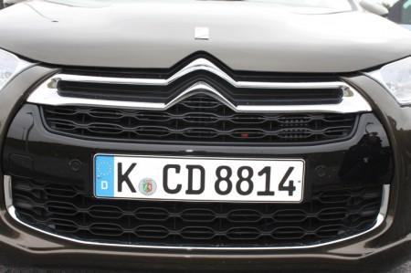 Citroen DS4 Kühlergrill Logo Front