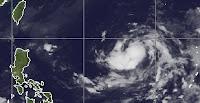 Tropischer Sturm PRAPIROON zieht in Richtung Philippinen, Prapiroon, Nina, aktuell, Taifunsaison 2012, Oktober, 2012, Philippinen, Satellitenbild Satellitenbilder, Vorhersage Forecast Prognose, Zugbahn, Verlauf,