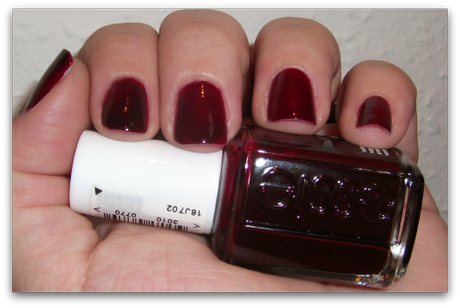 essie 231A skirting the issue //  Fall Collection 2012 stylenomics