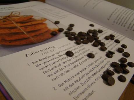 Chocolate Chip Vanilla Nut Mix Cookies