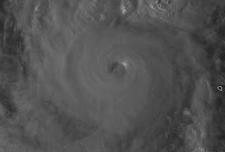 Hurrikan PAUL nahe Baja California, Mexiko ist ein major hurricane, Paul, major hurricane, aktuell, Sturmwarnung, Satellitenbild Satellitenbilder, Vorhersage Forecast Prognose, Pazifische Hurrikansaison, Hurrikansaison 2012, Oktober, 2012,