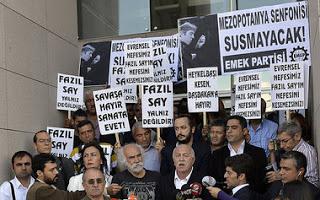 Türkei: Künstler wegen harmloser Meinungsäußerung bezüglich des Islam vor Gericht
