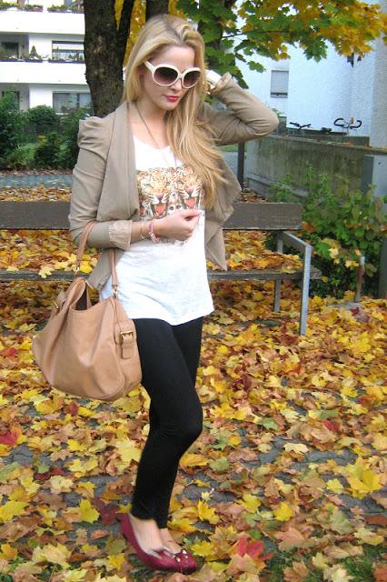 Wednesday to go: Tiger Shirt and Kitten Shoes