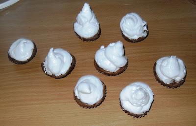 Choc-O-Kiss Cupcakes