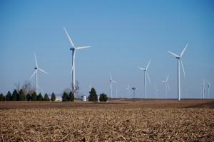 Windenergie-Anlagen auf dem Land, Quelle: pixabay