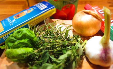 Spaghetti Napoli – die einfachste Pastasauce der Welt