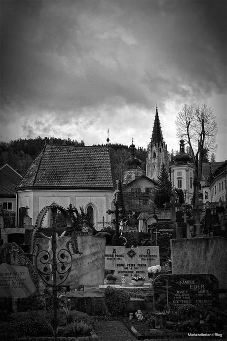 Allerheiligen und Allerseelen – Friedhof in Mariazell 2012