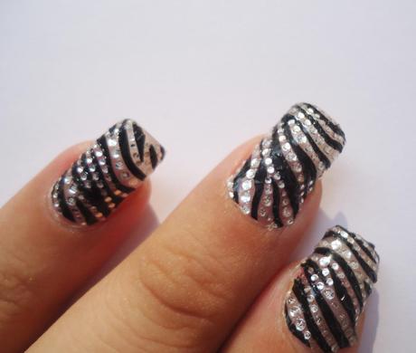 Kiss Nail Wraps in 18 Jeweled Strips