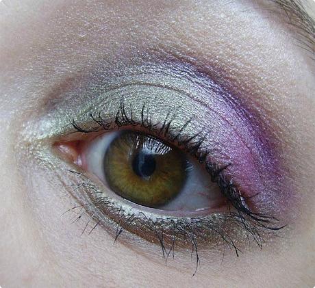 Augen Make-Up Grün & Pink