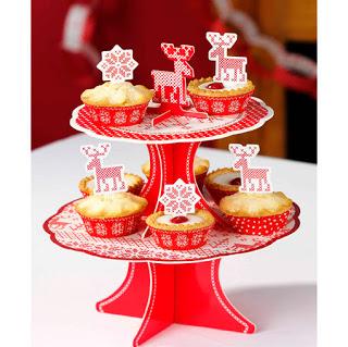 Bei PonyHütchen & Michelle's Cupcakes gibt's zum Samichlaus kuschelige Hüllen für Deine hausgemachten Cupcakes!
