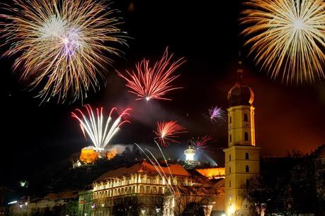 Silvesterfeuerwerk in Graz: Von dort erwarten uns auch im neuen Jahr zündendende neue Produkt-Ideen - Copyright Graz Tourismus