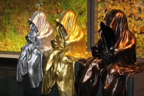 mystical contemporary light art sculpture guardians of time by Manfred Kielnhofer, mini guards museum online shop