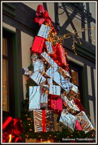 Dekoration an einem Schaufenster