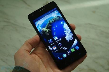 http://i-cdn.phonearena.com/images/articles/74472-image/Alcatel-lifts-cover-off-One-Touch-Idol-Ultra.jpg