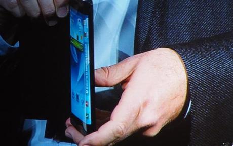 Samsung: Erste Youm Prototypen mit flexiblen Displays vorgestellt