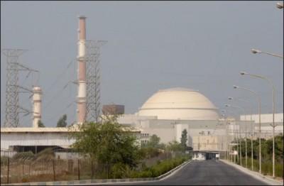 Das iranische Atomkraftwerk Buschehr in einer Aufnahme vom 20. August 2010. (Bild: Keystone/AP/Vahid Salemi)