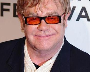 Elton John ist zum zweiten Mal Vater geworden