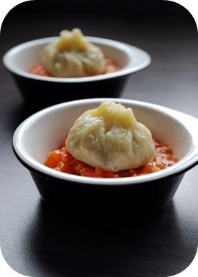 Dumplings mit Tomatendip