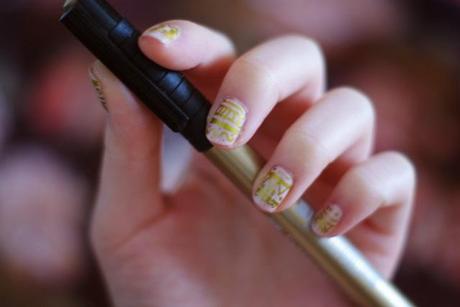 Nails:  Alternative nailart pen