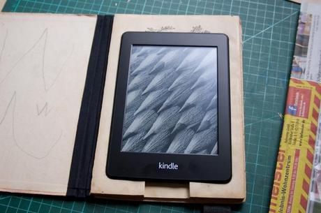 DIY: Cover für Kindle und andere eBook-Reader aus altem Buch