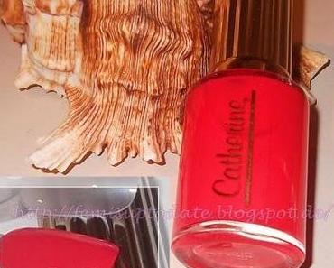 Femi testet Catherine Nagellack "Classic Summer Red"