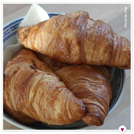 Miss Herzfrisch beauty is where you find it good morning - Croissant