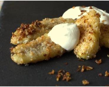 gebackenes  Kokos Obst mit  Honigsahne