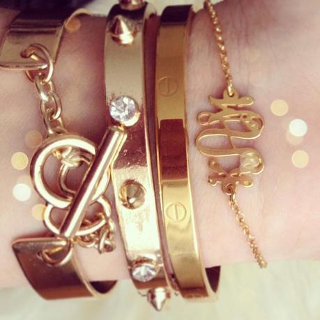 Bracelets & Bangles {gold}