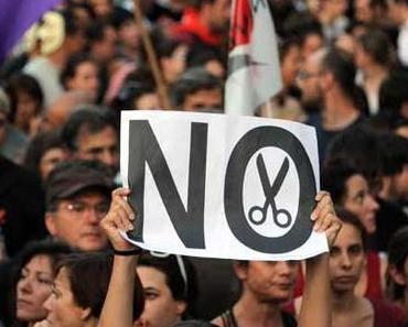 Tausende heute bei Protesten in 60 Städten Spaniens – Live-Bilder