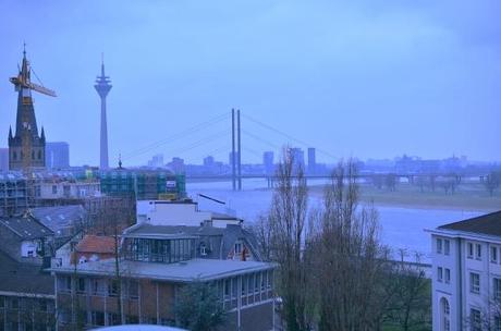 Düsseldorfer Kunstakademie - Ausblick auf die Stadt