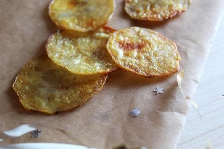 A crunchy snack for New Year Eve: Selbstgemachte Kartoffelchips