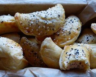 Kleine Käsepastetchen