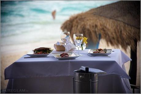 Perfect beach place for lunch or dinner (c) Riviera Maya