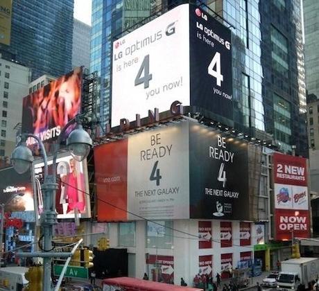 Samsung Galaxy S4 / LG Optimus Pro Werbung am Time Square