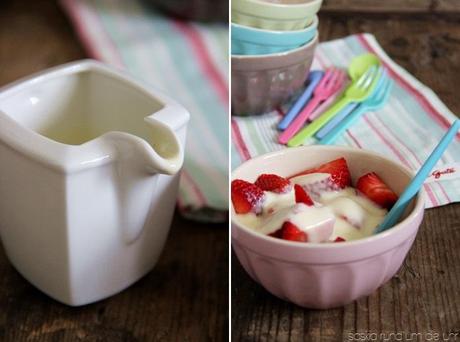 Kunterbunt & Erdbeeren mit Vanillesauce