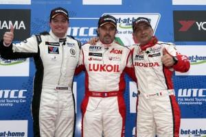 Podium Race2 Ita 8 300x200 FIA WTCC: Muller in Monza nicht zu stoppen 