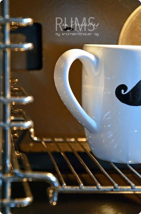 DIY Moustache Cups (6)