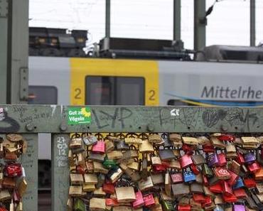 Sinnlos in tausend Facetten