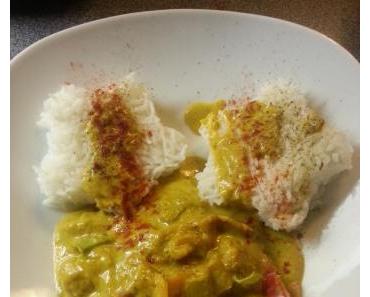 Kürbis-Gemüse-Curry mit Kokosmilch