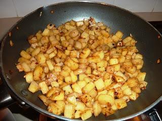 Erics Kartoffelwürfel aus der Pfanne / Erics Pan-Fried Potato Cubes