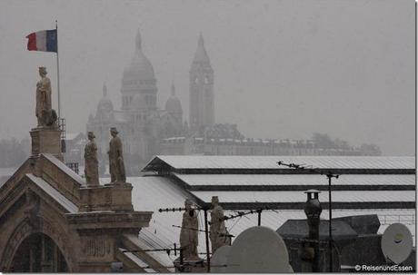 Blick auf Montmarte bei Schneefall