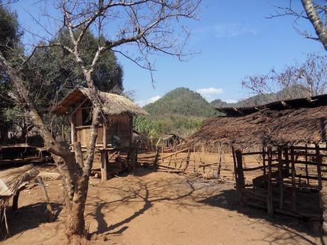 Reisereportagen: Plain of Jars - Bomben über Laos