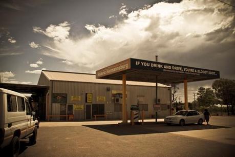 08_Aboriginal gas station