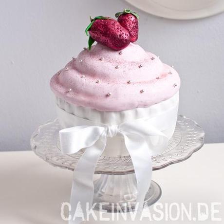 Erdbeer-Cupcake XXL
