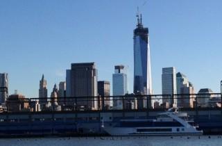 WTC-Drama bis zuletzt: New Yorks symbolischer Skyscraper erreicht volle Höhe
