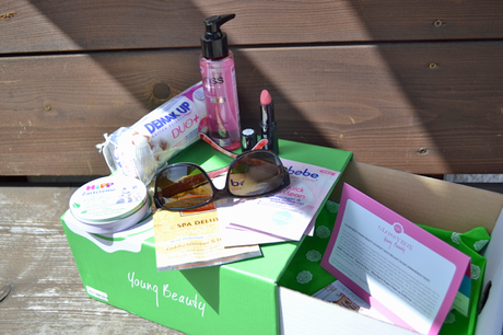 #65 {Beauty} Glossy Box Young Sommerstart