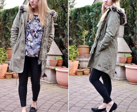 Outfit: Lederleggins und oversized Blumenshirt