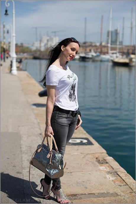 Fashionblog Modeblog München - Styling with Versace Jeans and Michael Kors handbag