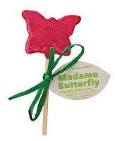 Muttertag: Ein Blumenstrauß voller Schaumbäder